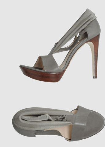 sandali fendi yoox